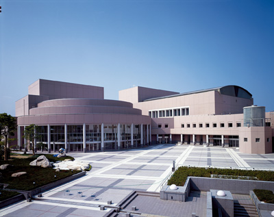 三重県文化会館
